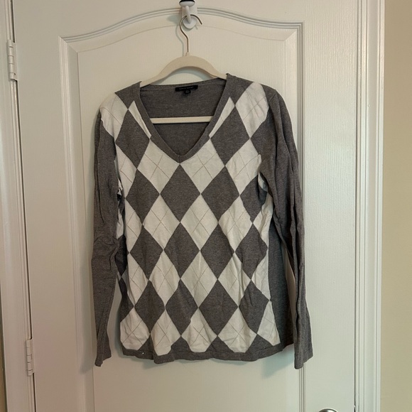 Tommy Hilfiger Gray and White Argyle Sweater - Picture 1 of 3